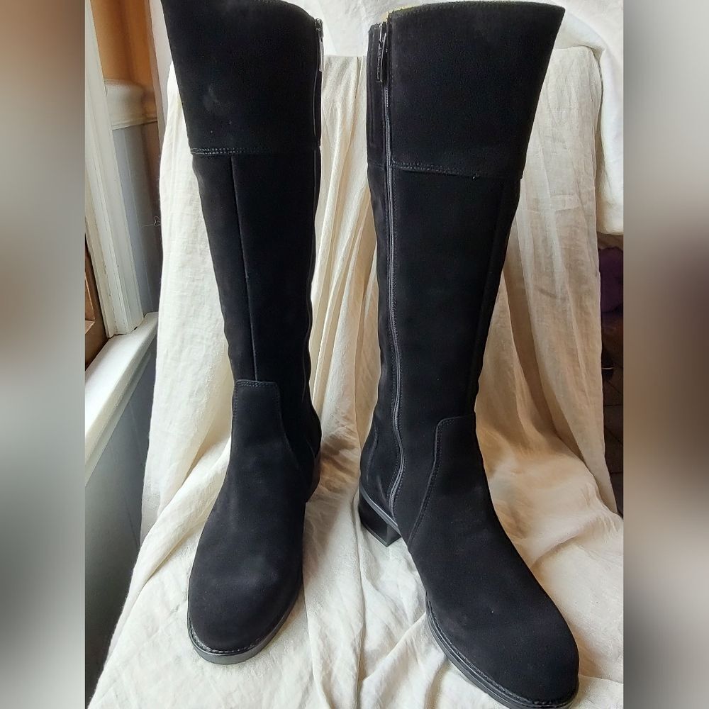 La Canadienne Black Suede Riding Boots Womens 6 Wide Waterproof Quiet Luxury NWT - Picture 3 of 10